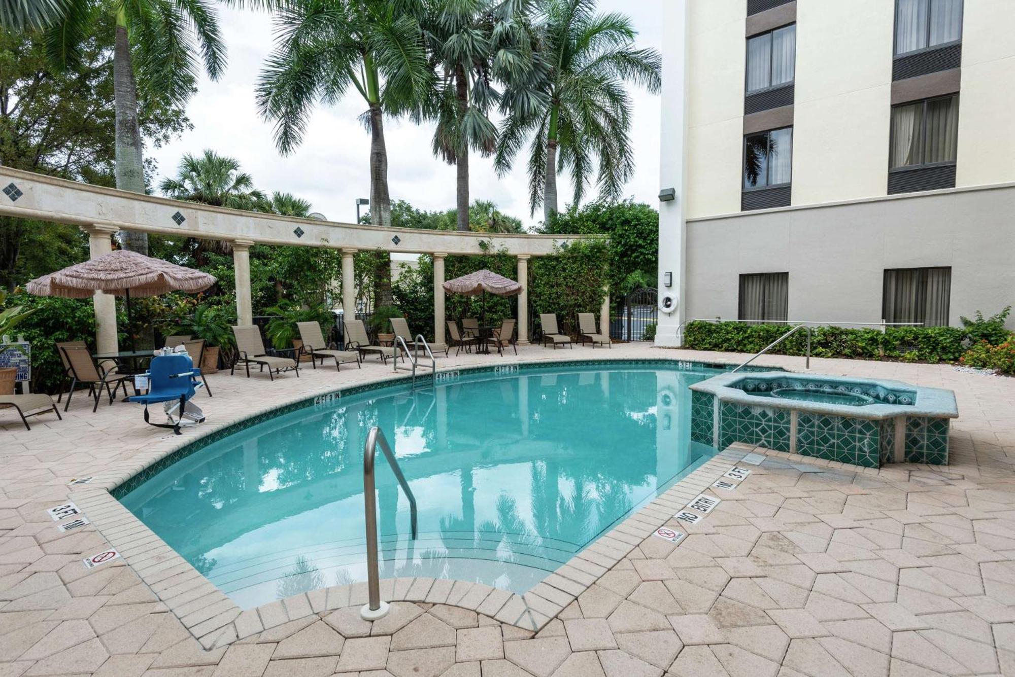 Hampton Inn Boca Raton Zewnętrze zdjęcie