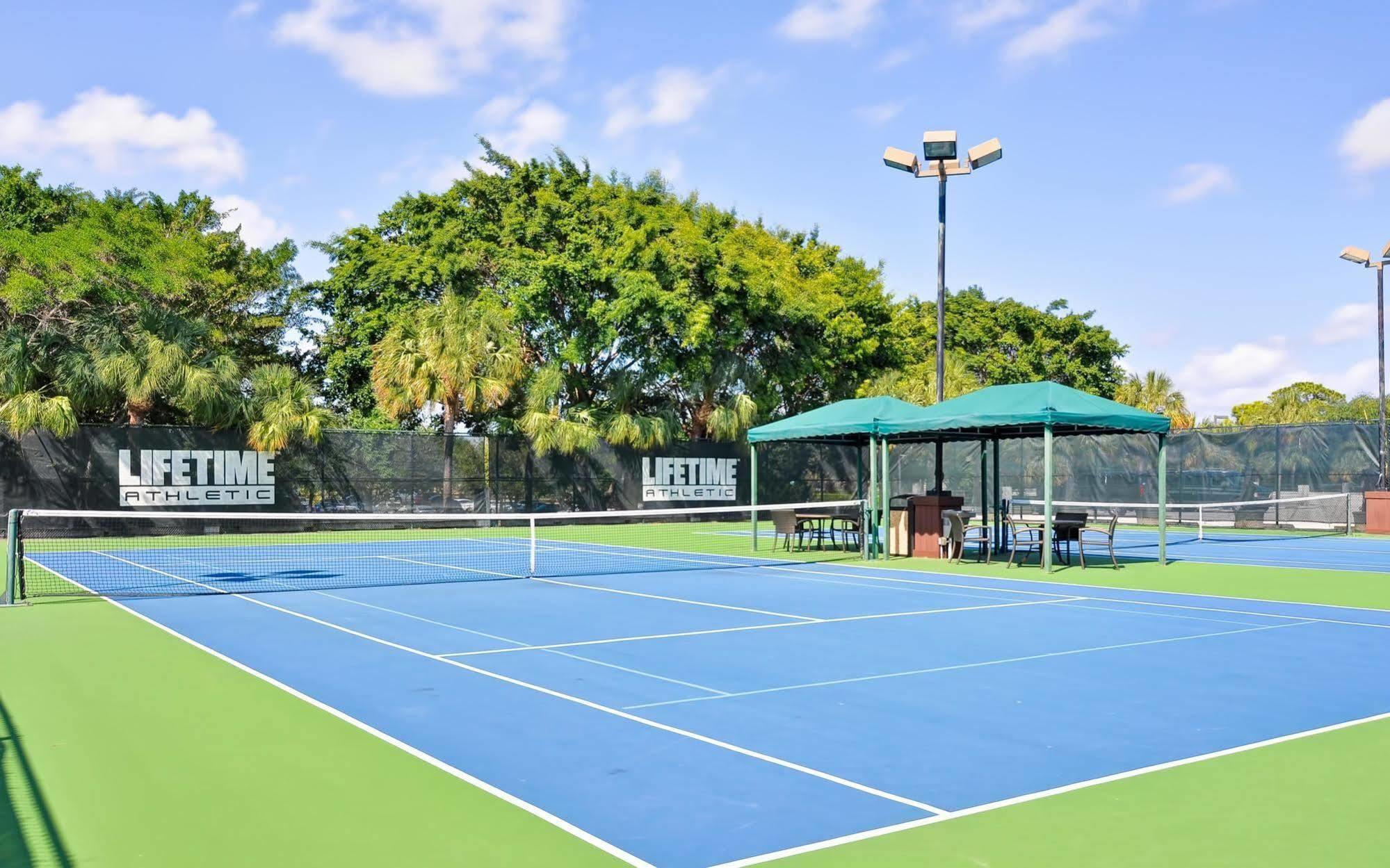 Hampton Inn Boca Raton Zewnętrze zdjęcie